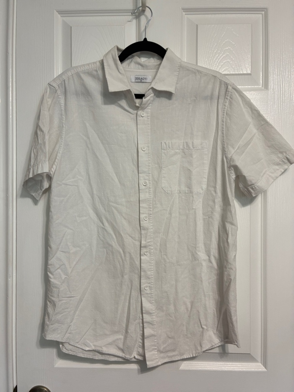 JekaoyI  Men’s Short-Sleeve Button-Down Shirt in White